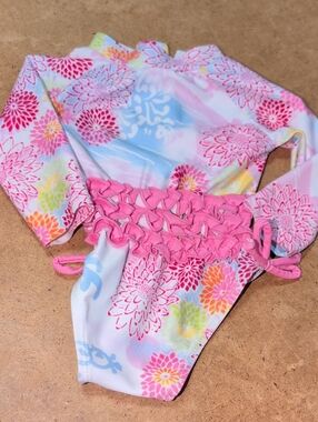 Baby KavKas Pink Floral Long Sleeve Rash Guard Swimsuit Size 6M